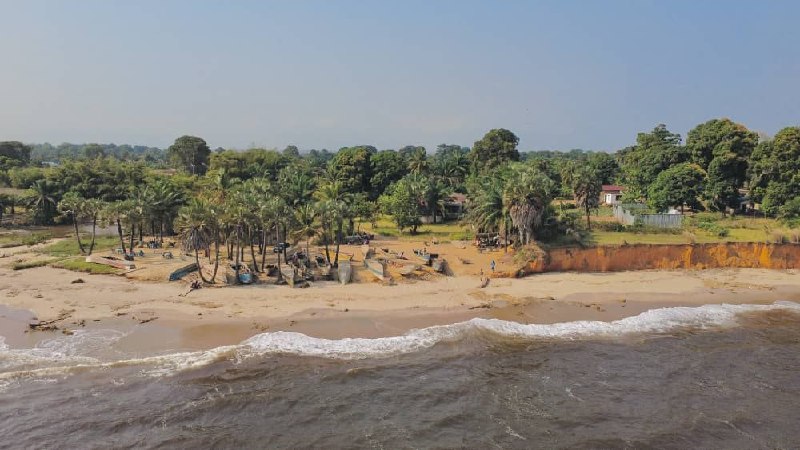 Terrain exceptionnel 2 hectares bord de mer — Muanda - vue 3