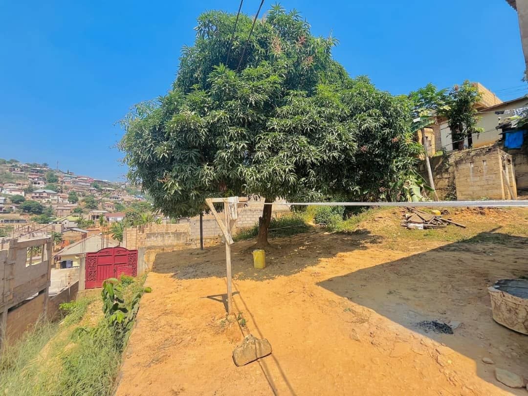 Terrain rare 200m² à Tsasa — Matadi, fort potentiel - vue 2