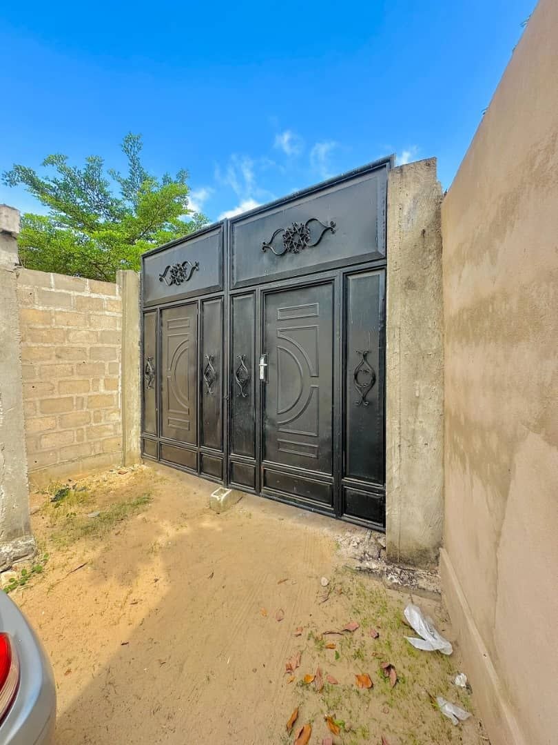 Parcelle avec maison 2 chambres + annexe à Muanda — Réf. Du Pont - vue 7