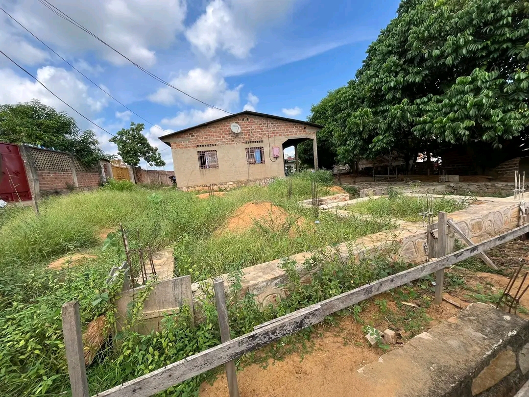 Terrain à vendre à BOMA  (Saïco) - vue 2