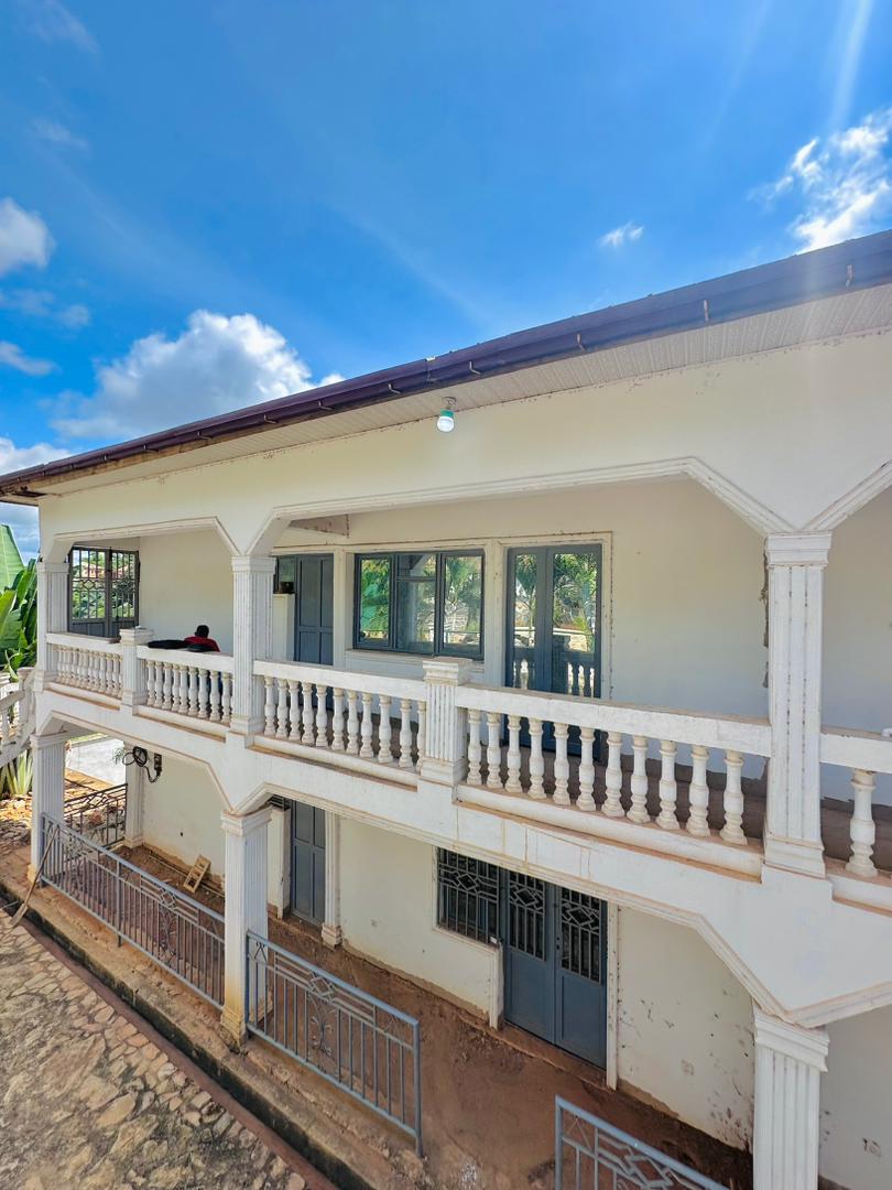 Immeuble de 8 appartements  - vue 3