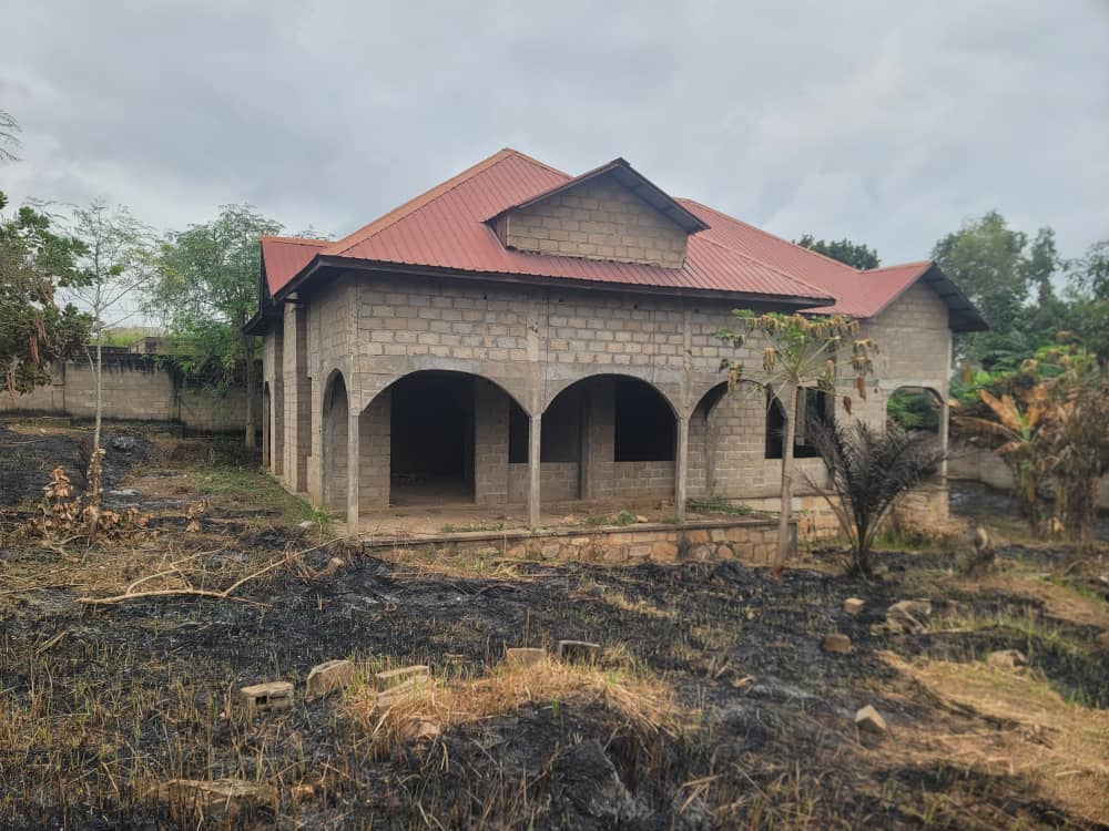 GRANDE PARCELLE À VENDRE À BOMA – SAÏCO - vue 7