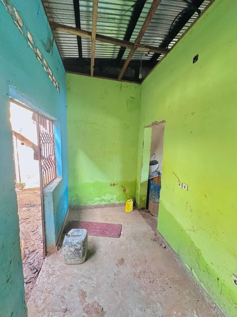 Parcelle + Construction à vendre MATADI - vue 2