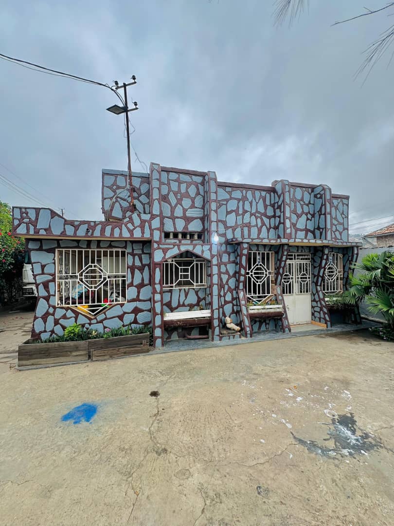  A VENDRE Parcelle + Maison 3Ch + Annexe Matadi 24 Novembre - vue 9
